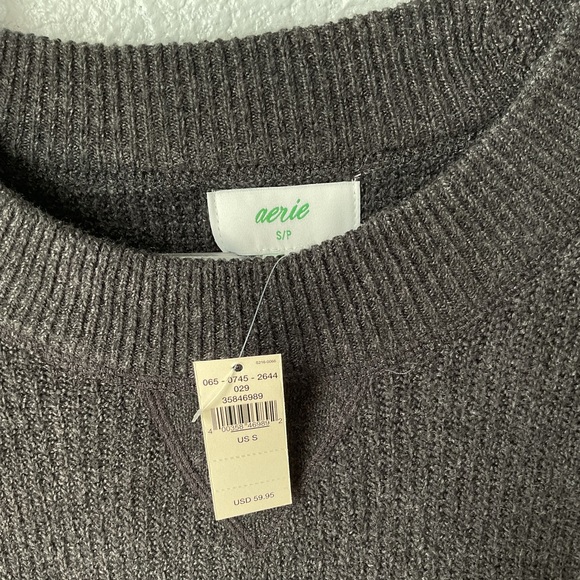 Aerie Women Cozy Gray Sweater NWT Size small - Picture 3 of 3